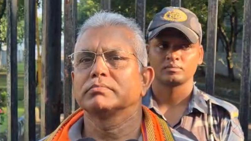 'मदरसों में पनाह लेते हैं आतंकवादी', पश्चिम बंगाल सरकार की कार्रवाई 'मदरसों में पनाह लेते हैं आतंकवादी', पश्चिम बंगाल सरकार की कार्रवाई