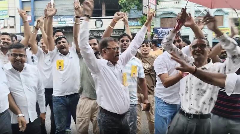 राजस्थान निकाय चुनाव : जयपुर में भाजपा बढ़त पर, कांग्रेस को 60 से राजस्थान निकाय चुनाव : जयपुर में भाजपा बढ़त पर, कांग्रेस को 60 से