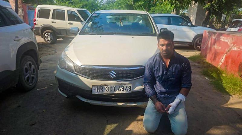 गुरुग्राम हिट एंड रन केस: महिला बाइक राइडर को टक्कर मारने वाला आरोपी गुरुग्राम हिट एंड रन केस: महिला बाइक राइडर को टक्कर मारने वाला आरोपी