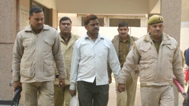 निठारी कांड में बरी हुए सुरेंद्र कोली का शव बरामद, चाय की दुकान में निठारी कांड में बरी हुए सुरेंद्र कोली का शव बरामद, चाय की दुकान में