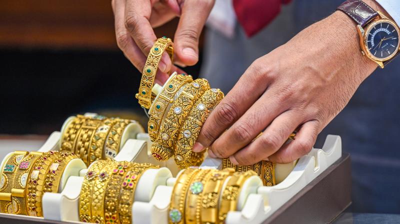 हफ्ते भर में सोने की कीमतों में 1.17 प्रतिशत तो चांदी में 3.4 प्रतिशत हफ्ते भर में सोने की कीमतों में 1.17 प्रतिशत तो चांदी में 3.4 प्रतिशत