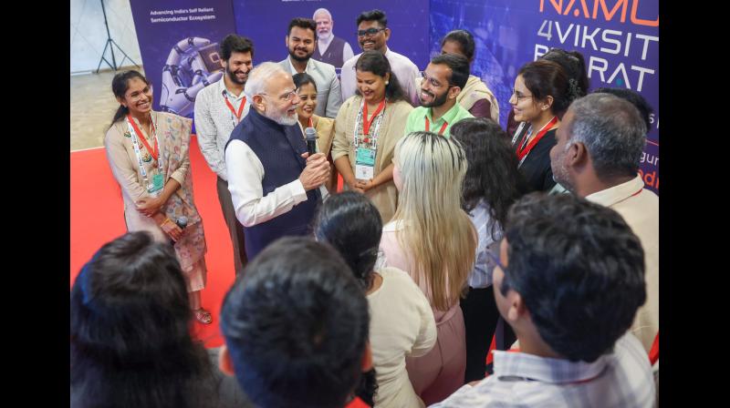 सेमीकॉन इंडिया 2026 में 56 एमओयू पर हस्ताक्षर, डिजाइन से लेकर रिसर्च सेमीकॉन इंडिया 2026 में 56 एमओयू पर हस्ताक्षर, डिजाइन से लेकर रिसर्च