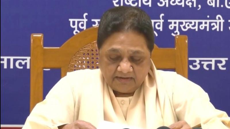 मायावती का सख्त संदेश: आकाश आनंद के बाद अब बहन भी पार्टी की मायावती का सख्त संदेश: आकाश आनंद के बाद अब बहन भी पार्टी की