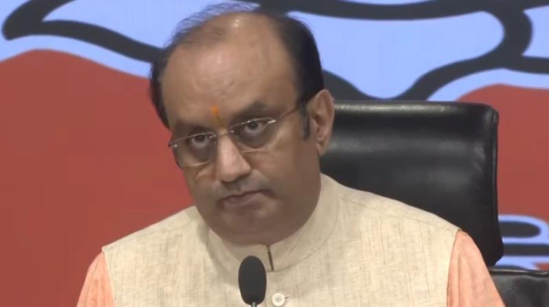 कम्युनिज्म की राह पर जा रहे राहुल गांधी, उनकी पार्टी बनी 'मुस्लिम लीग कम्युनिज्म की राह पर जा रहे राहुल गांधी, उनकी पार्टी बनी 'मुस्लिम लीग