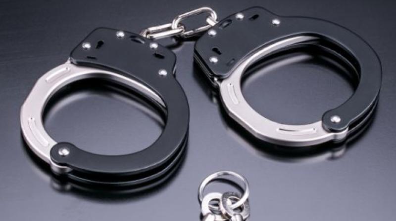 मुंबई में पुलिस चौकी से वॉकी-टॉकी चोरी, आरोपी अंधेरी स्टेशन से मुंबई में पुलिस चौकी से वॉकी-टॉकी चोरी, आरोपी अंधेरी स्टेशन से