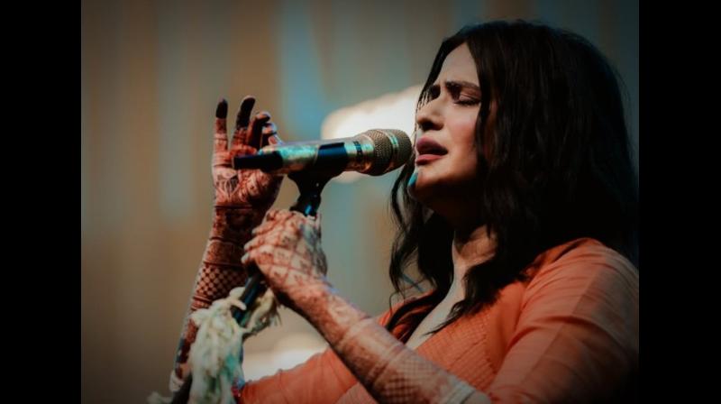 बादशाह के 'टिटरी' गाने पर भड़कीं सोना मोहपात्रा, कहा- भद्दे शब्दों का प्रयोग करना क्रिएटिविटी नहीं बादशाह के 'टिटरी' गाने पर भड़कीं सोना मोहपात्रा, कहा- भद्दे शब्दों का प्रयोग करना क्रिएटिविटी नहीं