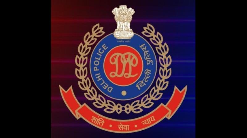 मां की डांट से आहत होकर घर छोड़ने वाली नाबालिग छात्रा को पुलिस ने सकुशल बरामद किया मां की डांट से आहत होकर घर छोड़ने वाली नाबालिग छात्रा को पुलिस ने सकुशल बरामद किया