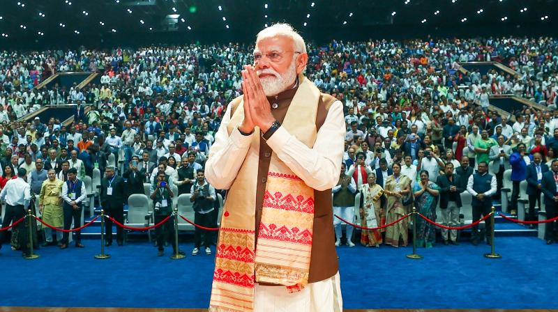 पीएम मोदी ने असम में 19,4800 करोड़ रुपए से अधिक की परियोजनाओं का किया पीएम मोदी ने असम में 19,4800 करोड़ रुपए से अधिक की परियोजनाओं का किया