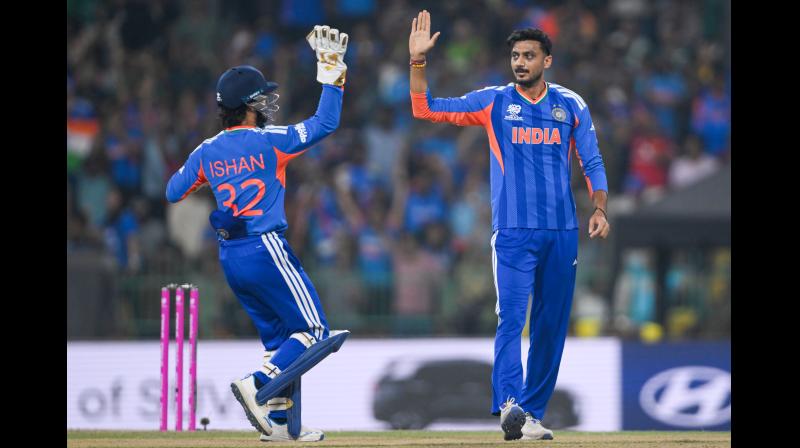 ऑपरेशन व्हाइट बॉल: भारतीय 'धुरंधरों' के आगे पाकिस्तान का सरेंडर, जीत की हैट्रिक के साथ 'सुपर-8' में टीम इंडिया ऑपरेशन व्हाइट बॉल: भारतीय 'धुरंधरों' के आगे पाकिस्तान का सरेंडर, जीत की हैट्रिक के साथ 'सुपर-8' में टीम इंडिया