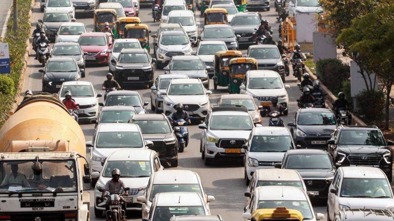 दिल्ली ट्रैफिक पुलिस ने 'सतरंगी रे' लाइव कॉन्सर्ट के लिए विशेष ट्रैफिक एडवाइजरी जारी की; कई सड़कों पर रहेगा प्रतिबंध दिल्ली ट्रैफिक पुलिस ने 'सतरंगी रे' लाइव कॉन्सर्ट के लिए विशेष ट्रैफिक एडवाइजरी जारी की; कई सड़कों पर रहेगा प्रतिबंध