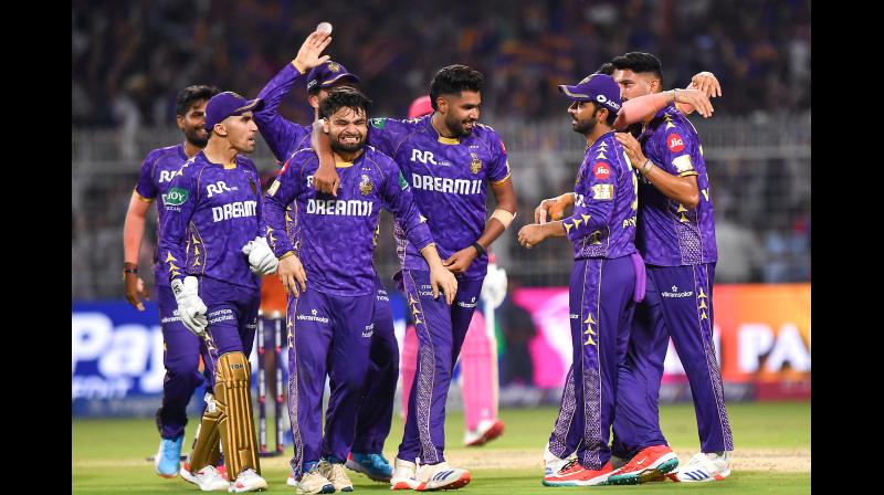 IPL 2026: केकेआर से होगी मुंबई इंडियंस की भिड़ंत, जानें कैसा रहेगा पिच और मौसम का हाल? IPL 2026: केकेआर से होगी मुंबई इंडियंस की भिड़ंत, जानें कैसा रहेगा पिच और मौसम का हाल?