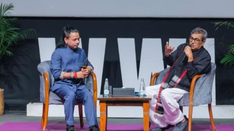 व्हिस्लिंगवुड्स इंटरनेशनल स्कूल में कैलाश खेर की पाठशाला, छात्रों को संगीत की दुनिया से कराया रूबरू व्हिस्लिंगवुड्स इंटरनेशनल स्कूल में कैलाश खेर की पाठशाला, छात्रों को संगीत की दुनिया से कराया रूबरू
