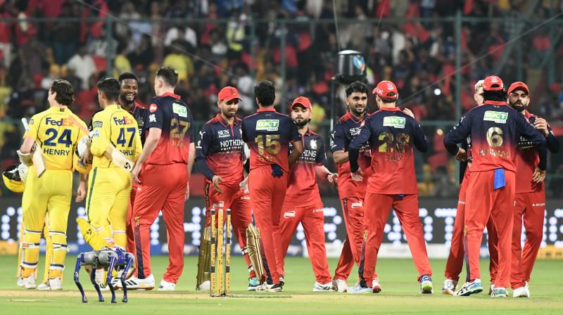 आईपीएल 2026: सीएसके को हराकर अंकतालिका में टॉप पर पहुंची आरसीबी, किसके पास है ऑरेंज और पर्पल कैप? आईपीएल 2026: सीएसके को हराकर अंकतालिका में टॉप पर पहुंची आरसीबी, किसके पास है ऑरेंज और पर्पल कैप?