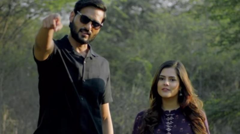 'घूसखोर पंडत' के बाद 'यादव जी की लव स्टोरी' पर बवाल, संभल में जोरदार विरोध-प्रदर्शन 'घूसखोर पंडत' के बाद 'यादव जी की लव स्टोरी' पर बवाल, संभल में जोरदार विरोध-प्रदर्शन