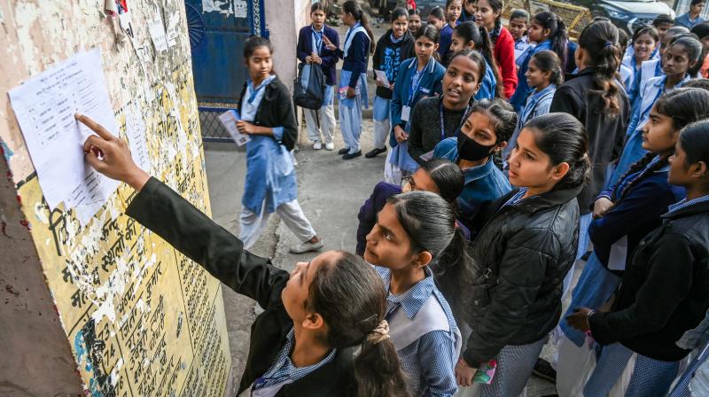 यूपी बोर्ड रिजल्ट गुरुवार 4 बजे होगा घोषित, सरकार ने पारदर्शिता और समयबद्धता से रचा नया मानक यूपी बोर्ड रिजल्ट गुरुवार 4 बजे होगा घोषित, सरकार ने पारदर्शिता और समयबद्धता से रचा नया मानक