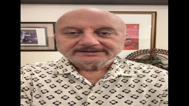 टेक्सटाइल किंग वासु श्रॉफ के निधन पर भावुक हुए अनुपम खेर, शेयर किया पहली मुलाकात का किस्सा टेक्सटाइल किंग वासु श्रॉफ के निधन पर भावुक हुए अनुपम खेर, शेयर किया पहली मुलाकात का किस्सा