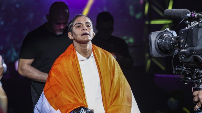 ऋतु फोगाट: कुश्ती रिंग में ताकत दिखाने के बाद 'एमएमए' में पंच की गूंज ऋतु फोगाट: कुश्ती रिंग में ताकत दिखाने के बाद 'एमएमए' में पंच की गूंज