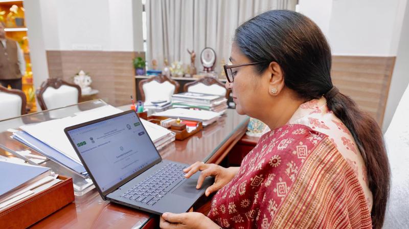 दिल्ली की सीएम रेखा गुप्ता ने स्व-गणना के माध्यम से जनगणना में विवरण दिल्ली की सीएम रेखा गुप्ता ने स्व-गणना के माध्यम से जनगणना में विवरण