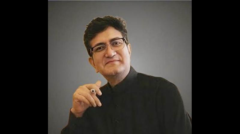 प्रख्यात गीतकार प्रसून जोशी बने प्रसार भारती के अध्यक्ष प्रख्यात गीतकार प्रसून जोशी बने प्रसार भारती के अध्यक्ष
