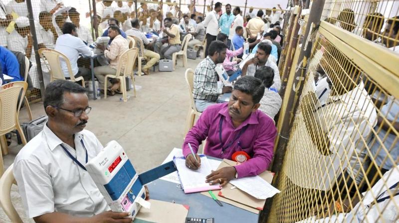 तमिलनाडु चुनाव: कल आने वाले नतीजों से पहले मतगणना केंद्रों पर 18,000 पुलिसकर्मी तैनात