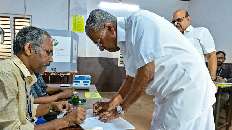 केरल चुनाव नतीजे: शुरुआती रुझानों में पीछे चल रहे हैं मुख्यमंत्री विजयन केरल चुनाव नतीजे: शुरुआती रुझानों में पीछे चल रहे हैं मुख्यमंत्री विजयन