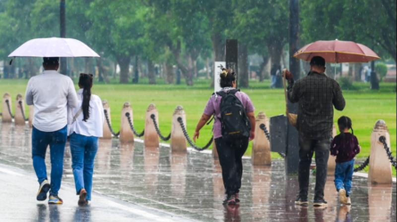 एनसीआर में बदला मौसम का मिजाज: आज भी गरज-चमक के साथ बारिश के आसार, एनसीआर में बदला मौसम का मिजाज: आज भी गरज-चमक के साथ बारिश के आसार,