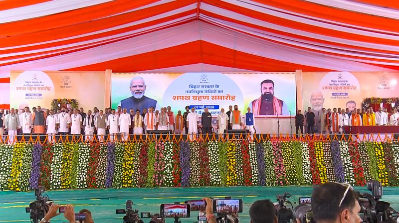 सीएम सम्राट चौधरी मंत्रिमंडल में विजय सिन्हा, दिलीप जायसवाल, निशान्त सीएम सम्राट चौधरी मंत्रिमंडल में विजय सिन्हा, दिलीप जायसवाल, निशान्त