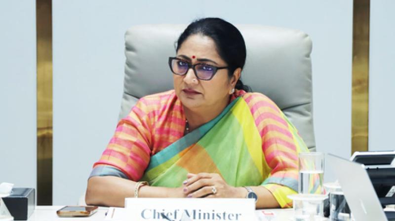 समाज की नैतिक और मानवीय चेतना के निर्माण में मातृशक्ति की भूमिका सबसे महत्वपूर्ण: सीएम रेखा गुप्ता समाज की नैतिक और मानवीय चेतना के निर्माण में मातृशक्ति की भूमिका सबसे महत्वपूर्ण: सीएम रेखा गुप्ता