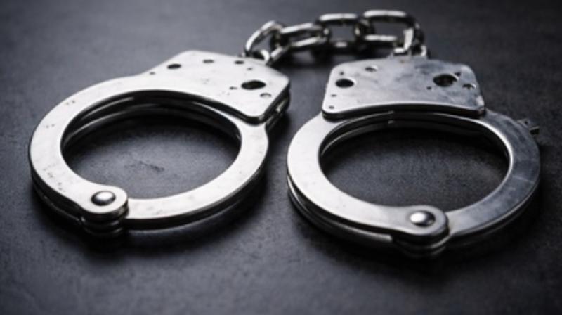 यूपी: पुलिस और बाइक चोरों में मुठभेड़, दो आरोपी गिरफ्तार, तीन बाइक बरामद यूपी: पुलिस और बाइक चोरों में मुठभेड़, दो आरोपी गिरफ्तार, तीन बाइक बरामद