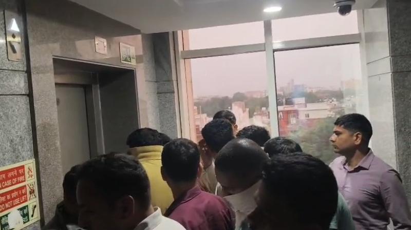 नीट पेपर लीक केस: अदालत ने पांच आरोपियों को सात दिन की सीबीआई कस्टडी नीट पेपर लीक केस: अदालत ने पांच आरोपियों को सात दिन की सीबीआई कस्टडी