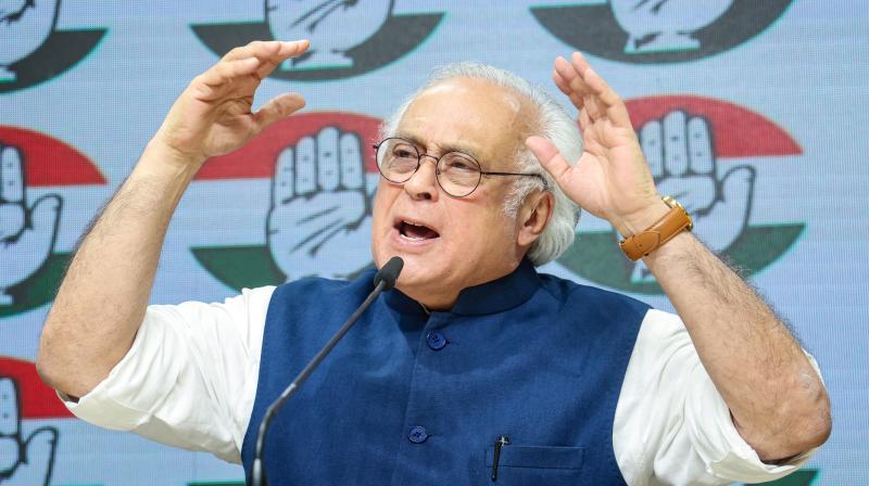 पेट्रोल-डीजल और सीएनजी के बढ़े दामों पर कांग्रेस का हमला, कहा- 'चुनाव पेट्रोल-डीजल और सीएनजी के बढ़े दामों पर कांग्रेस का हमला, कहा- 'चुनाव