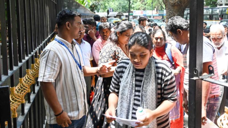 पेपर लीक विवाद के बीच दोबारा होगी नीट (यूजी) 2026 की परीक्षा, एनटीए पेपर लीक विवाद के बीच दोबारा होगी नीट (यूजी) 2026 की परीक्षा, एनटीए
