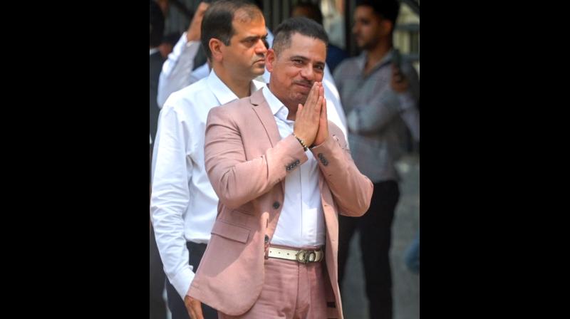 मैं निडर हूं, कुछ छिपाना नहीं है बस ईडी को झेलना है: रॉबर्ट वाड्रा मैं निडर हूं, कुछ छिपाना नहीं है बस ईडी को झेलना है: रॉबर्ट वाड्रा