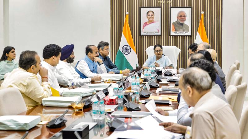 दिल्ली कैबिनेट ने विमानन टरबाइन ईंधन पर वैट की दर 25 से घटाकर 7 प्रतिशत की दिल्ली कैबिनेट ने विमानन टरबाइन ईंधन पर वैट की दर 25 से घटाकर 7 प्रतिशत की