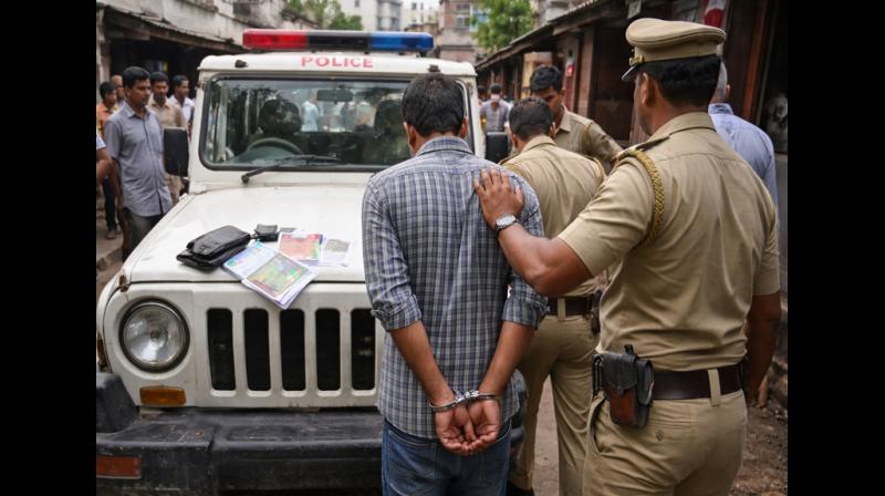 यूपी पुलिस ने नौ वर्षों में 289 दुर्दांत अपराधियों को मुठभेड़ में यूपी पुलिस ने नौ वर्षों में 289 दुर्दांत अपराधियों को मुठभेड़ में