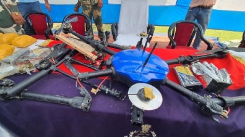 भारत में आईएसआई की ड्रोन के जरिए नकली नोट भेजने की साजिश, भारतीय भारत में आईएसआई की ड्रोन के जरिए नकली नोट भेजने की साजिश, भारतीय