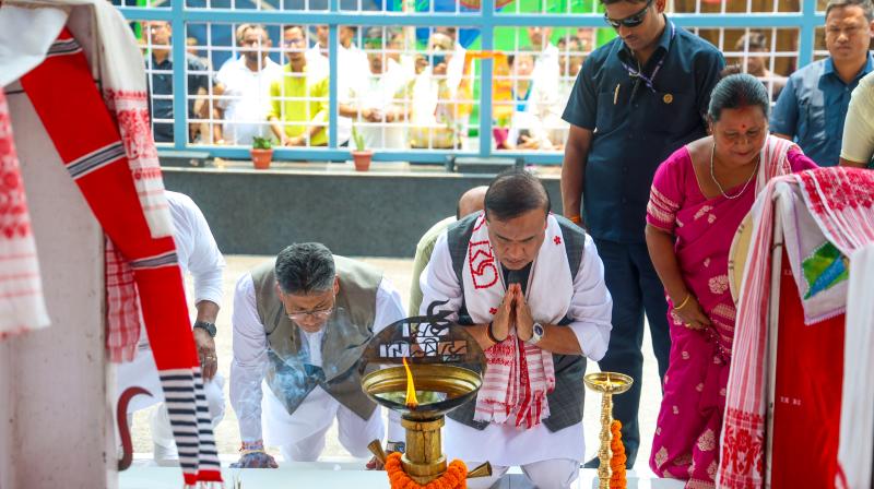 जुबीन गर्ग को लेकर हो रही राजनीति से जनता की भावनाएं आहत हुई हैं: जुबीन गर्ग को लेकर हो रही राजनीति से जनता की भावनाएं आहत हुई हैं: