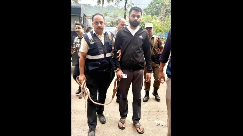 जुबीन गर्ग : आरोपी फेस्टिवल आयोजक की जमानत याचिका पर आज हाईकोर्ट में होगी सुनवाई जुबीन गर्ग : आरोपी फेस्टिवल आयोजक की जमानत याचिका पर आज हाईकोर्ट में होगी सुनवाई