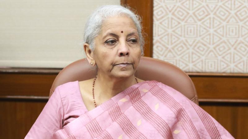 बैंक मिस-सेलिंग बंद करें, अपने मूल काम पर दें ध्यान: वित्त मंत्री सीतारमण बैंक मिस-सेलिंग बंद करें, अपने मूल काम पर दें ध्यान: वित्त मंत्री सीतारमण