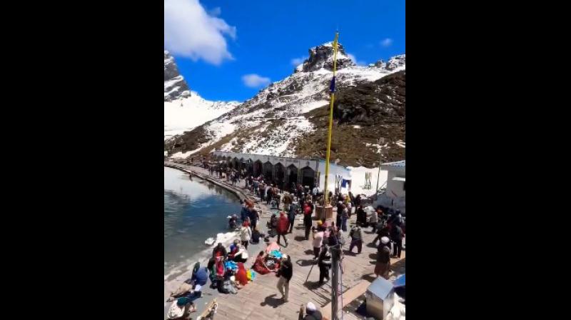 चमोली के आंचल में बसा 'हेमकुंड साहिब', दर्शन मात्र से मिलता है सुकून