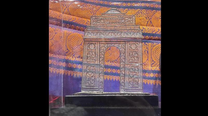 मिथिला मखाना से चांदी तरकाशी तक, भारत की सांस्कृतिक विरासत को नई पहचान दे रहे पूर्वी और मध्य भारत के 'जीआई' उत्पाद मिथिला मखाना से चांदी तरकाशी तक, भारत की सांस्कृतिक विरासत को नई पहचान दे रहे पूर्वी और मध्य भारत के 'जीआई' उत्पाद