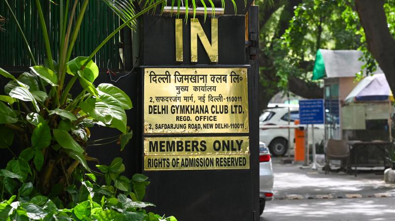 हाईकोर्ट में केंद्र सरकार ने कहा- कानून के हिसाब से दिल्ली जिमखाना क्लब पर लेंगे कब्जा हाईकोर्ट में केंद्र सरकार ने कहा- कानून के हिसाब से दिल्ली जिमखाना क्लब पर लेंगे कब्जा