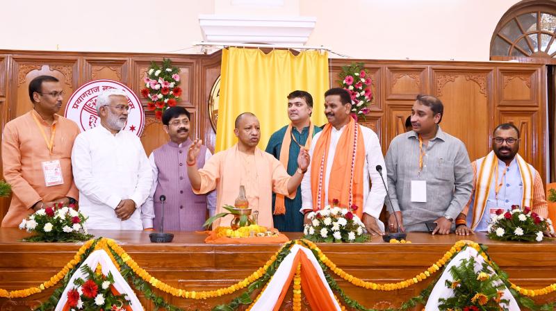मां गंगा की धारा की तरह बढ़ रही विकास यात्रा: सीएम योगी मां गंगा की धारा की तरह बढ़ रही विकास यात्रा: सीएम योगी