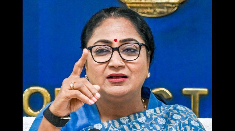 दिल्ली की मुख्यमंत्री रेखा गुप्ता की जल आपूर्ति पर बड़ी समीक्षा बैठक, कई निर्देश दिए