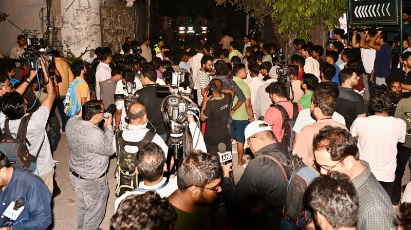 दिल्ली: साकेत में इमारत गिरने से अब तक 2 लोगों की मौत, एम्स ट्रॉमा सेंटर में घायलों का इलाज जारी दिल्ली: साकेत में इमारत गिरने से अब तक 2 लोगों की मौत, एम्स ट्रॉमा सेंटर में घायलों का इलाज जारी