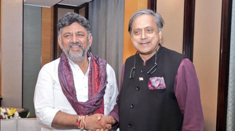 'समृद्धि, धर्मनिरपेक्ष शासन और समावेशी विकास का नया युग', डीके शिवकुमार को शशि थरूर ने दी शुभकामनाएं 'समृद्धि, धर्मनिरपेक्ष शासन और समावेशी विकास का नया युग', डीके शिवकुमार को शशि थरूर ने दी शुभकामनाएं
