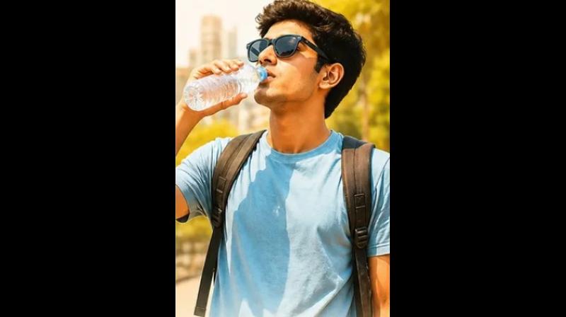 भीषण गर्मी में खुद को रखें सुरक्षित, हीटवेव से बचाव के लिए युवा अपनाएं ये हेल्थ टिप्स