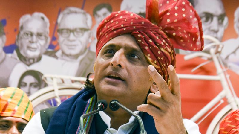 घरेलू एलपीजी सिलेंडर की कीमत बढ़ने पर हमलावर हुआ विपक्ष, अखिलेश बोले- 'भाजपा से अब तो, हर आस गई टूट' घरेलू एलपीजी सिलेंडर की कीमत बढ़ने पर हमलावर हुआ विपक्ष, अखिलेश बोले- 'भाजपा से अब तो, हर आस गई टूट'