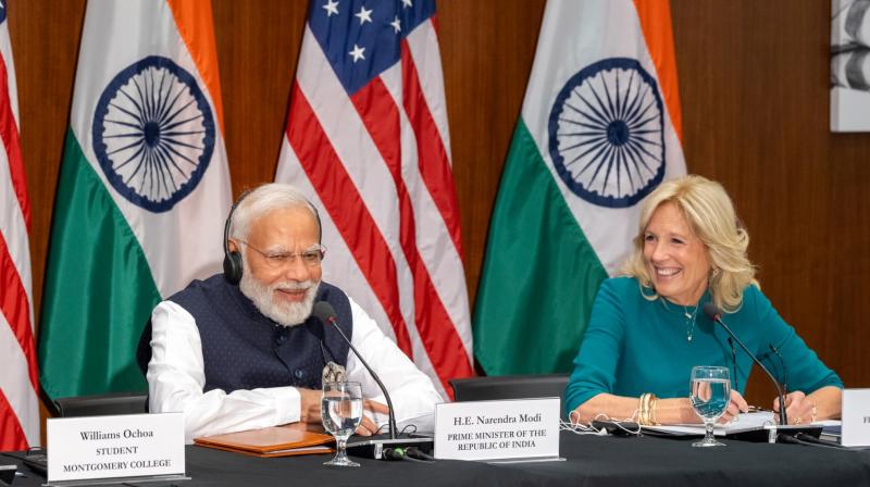 पीएम मोदी का दिया हीरा रखना चाहती थीं जिल बाइडेन, लेकिन इस वजह से अमेरिकी सरकार को लौटाना पड़ा पीएम मोदी का दिया हीरा रखना चाहती थीं जिल बाइडेन, लेकिन इस वजह से अमेरिकी सरकार को लौटाना पड़ा
