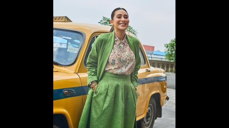 कपूर खानदान के सबसे बड़े 'कंजूस' हैं रणधीर कपूर, करिश्मा कपूर ने सुनाया लंदन शॉपिंग का मजेदार किस्सा कपूर खानदान के सबसे बड़े 'कंजूस' हैं रणधीर कपूर, करिश्मा कपूर ने सुनाया लंदन शॉपिंग का मजेदार किस्सा